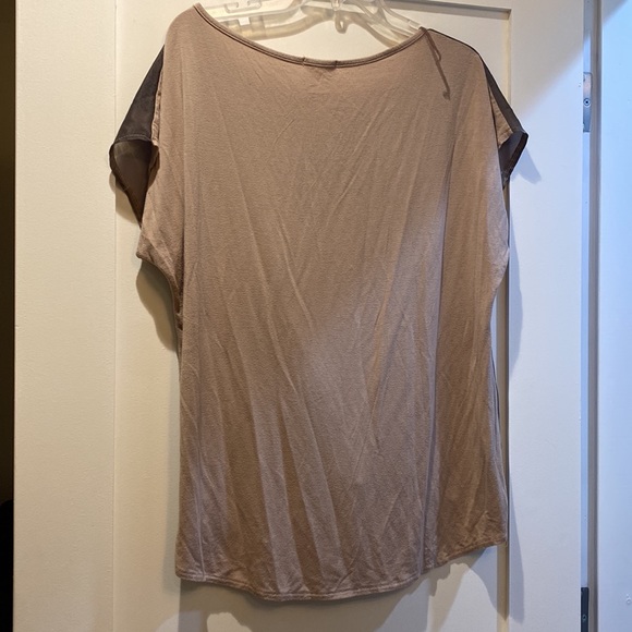 Brinla tshirt with wolf print. Size L - Picture 6 of 6